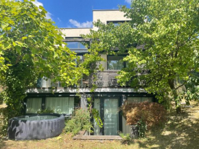 Smile Villa mit Terrasse, Garten, Klimaanlage und Parkplatz im beliebten Döbling in Wien